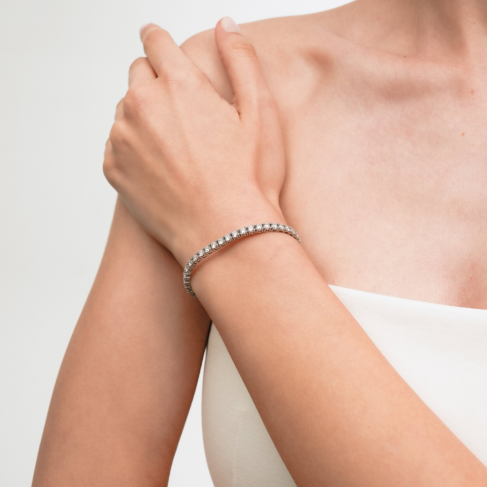 6,45 Karat Laboratuvar Pırlanta Su Yolu Bilezik