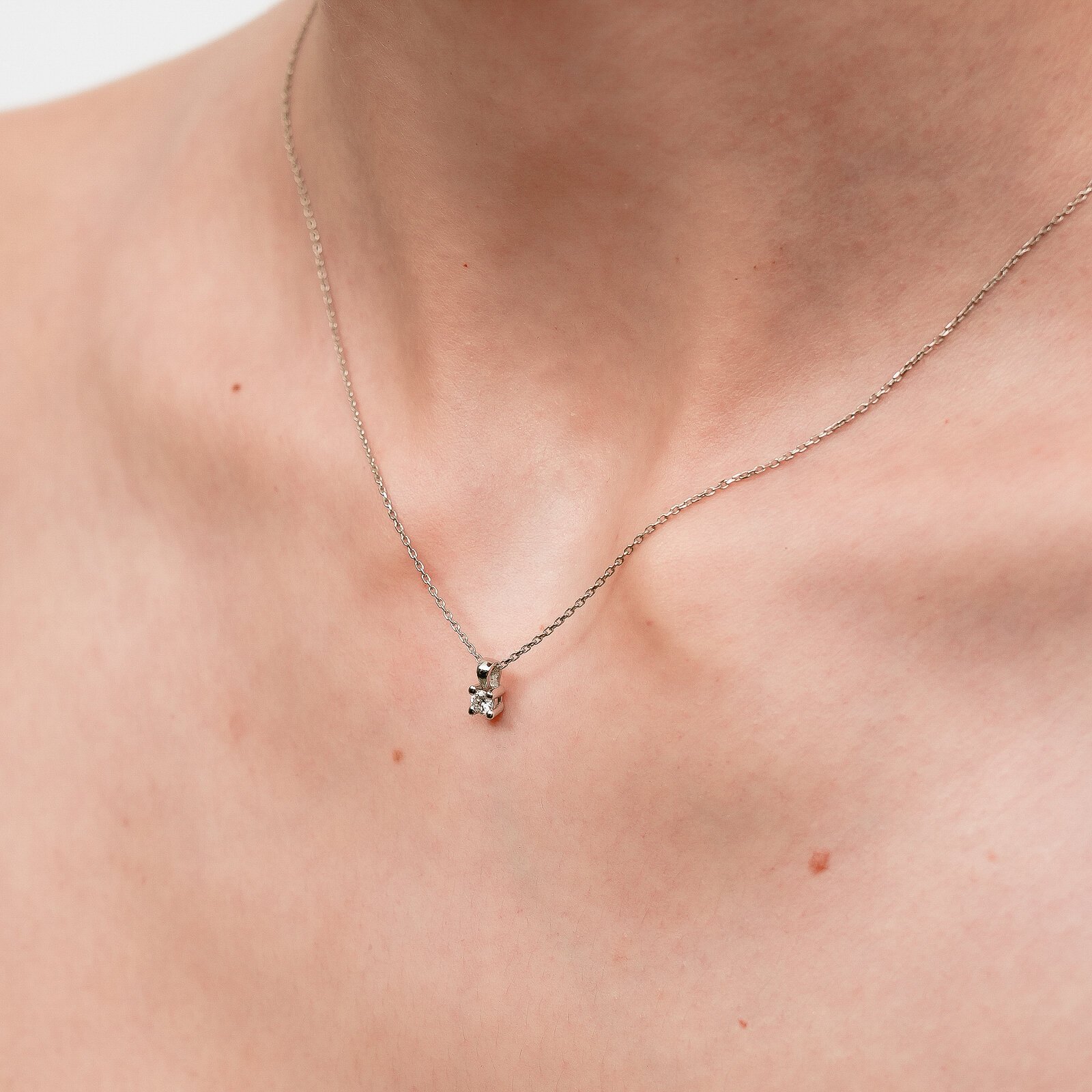 0,11 Karat Laboratuvar Pırlanta Tektaş Kolye Ucu