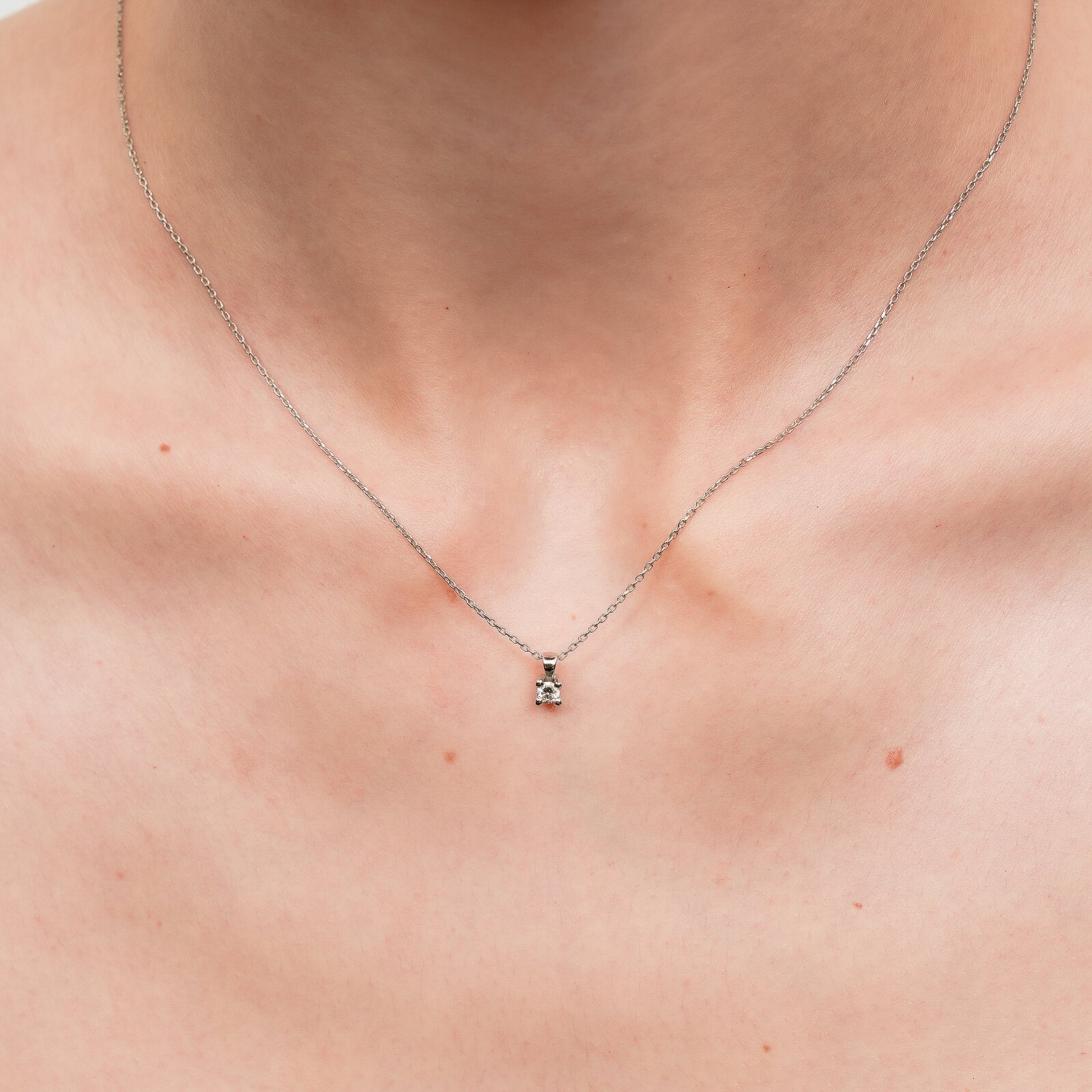 0,11 Karat Laboratuvar Pırlanta Tektaş Kolye Ucu