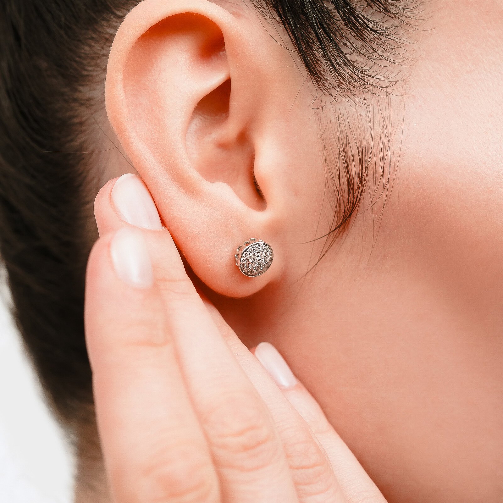 0,44 Karat Laboratuvar Pırlanta Pave Taşlı Küpe