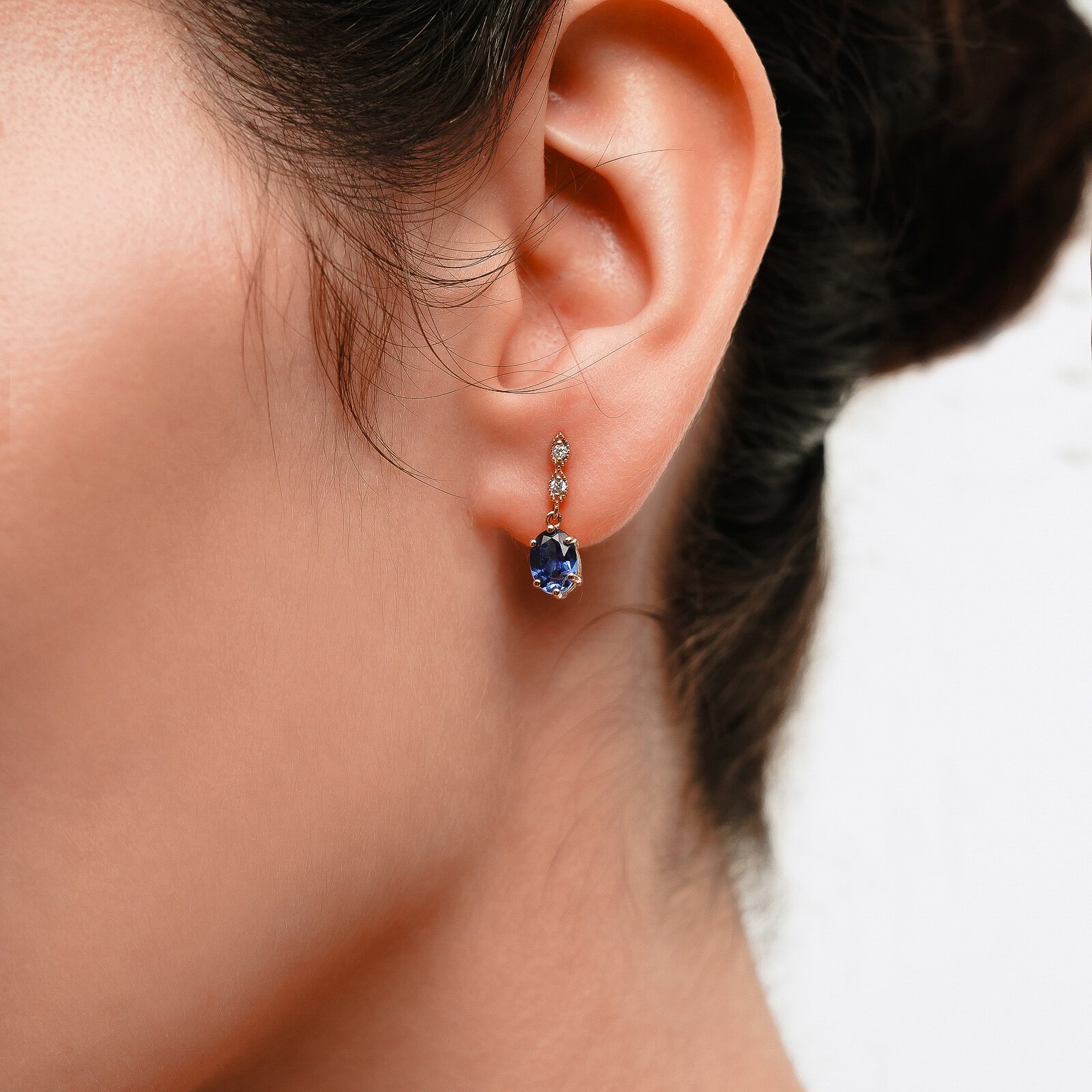 2,12 Karat Safir Laboratuvar Pırlanta Taşlı Küpe