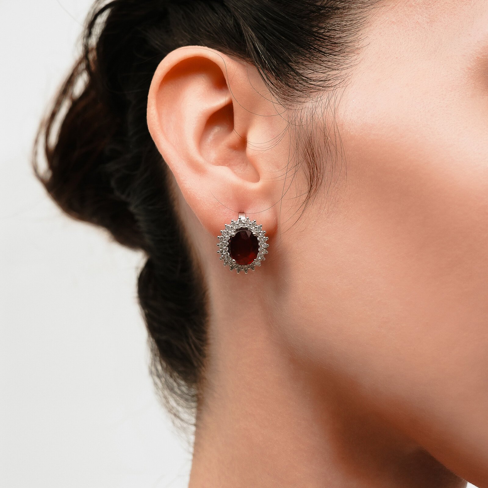 9,70 Karat Ruby Laboratuvar Pırlanta Taşlı Anturaj Küpe