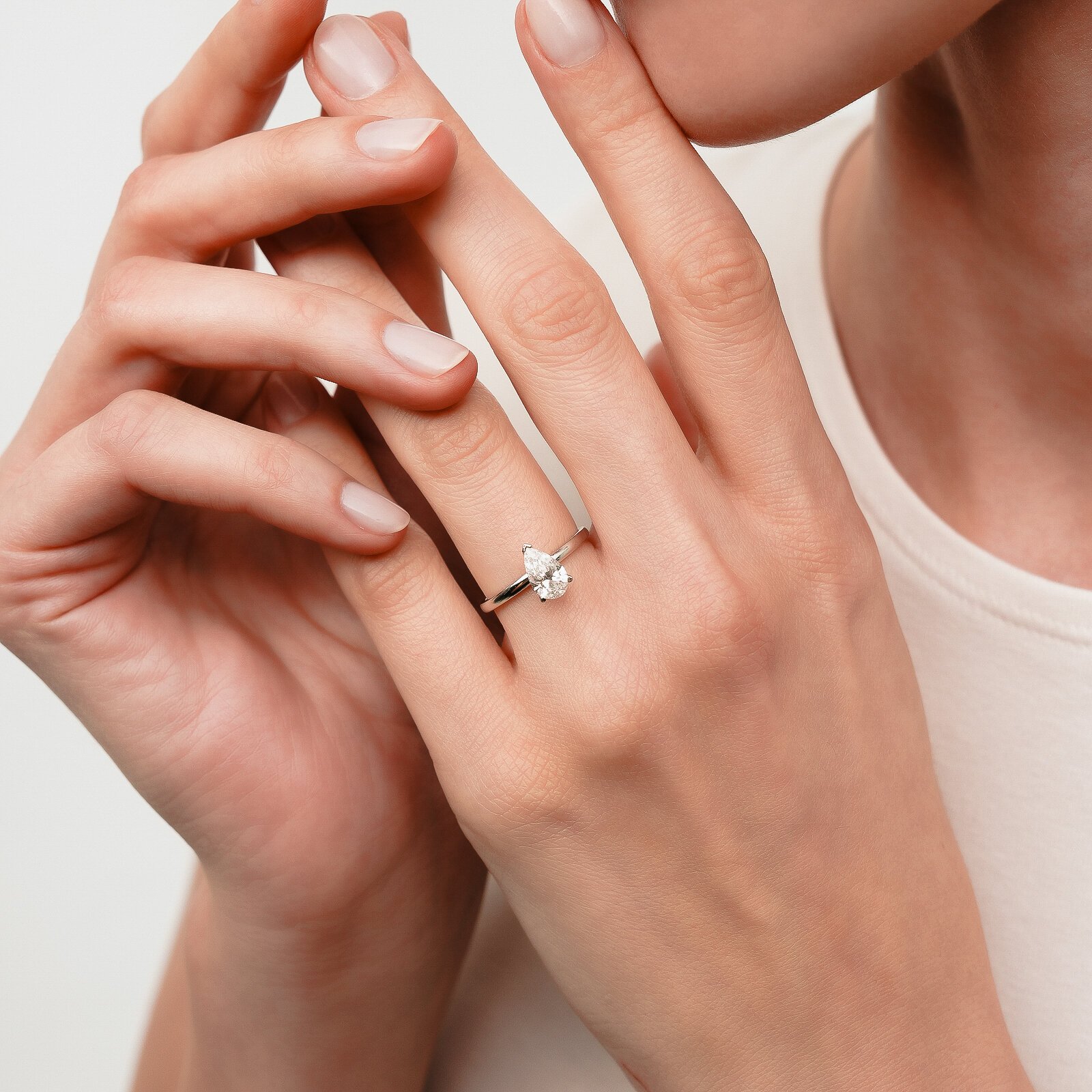 0,82 Karat Laboratuvar Pırlanta Damla Tektaş Yüzük