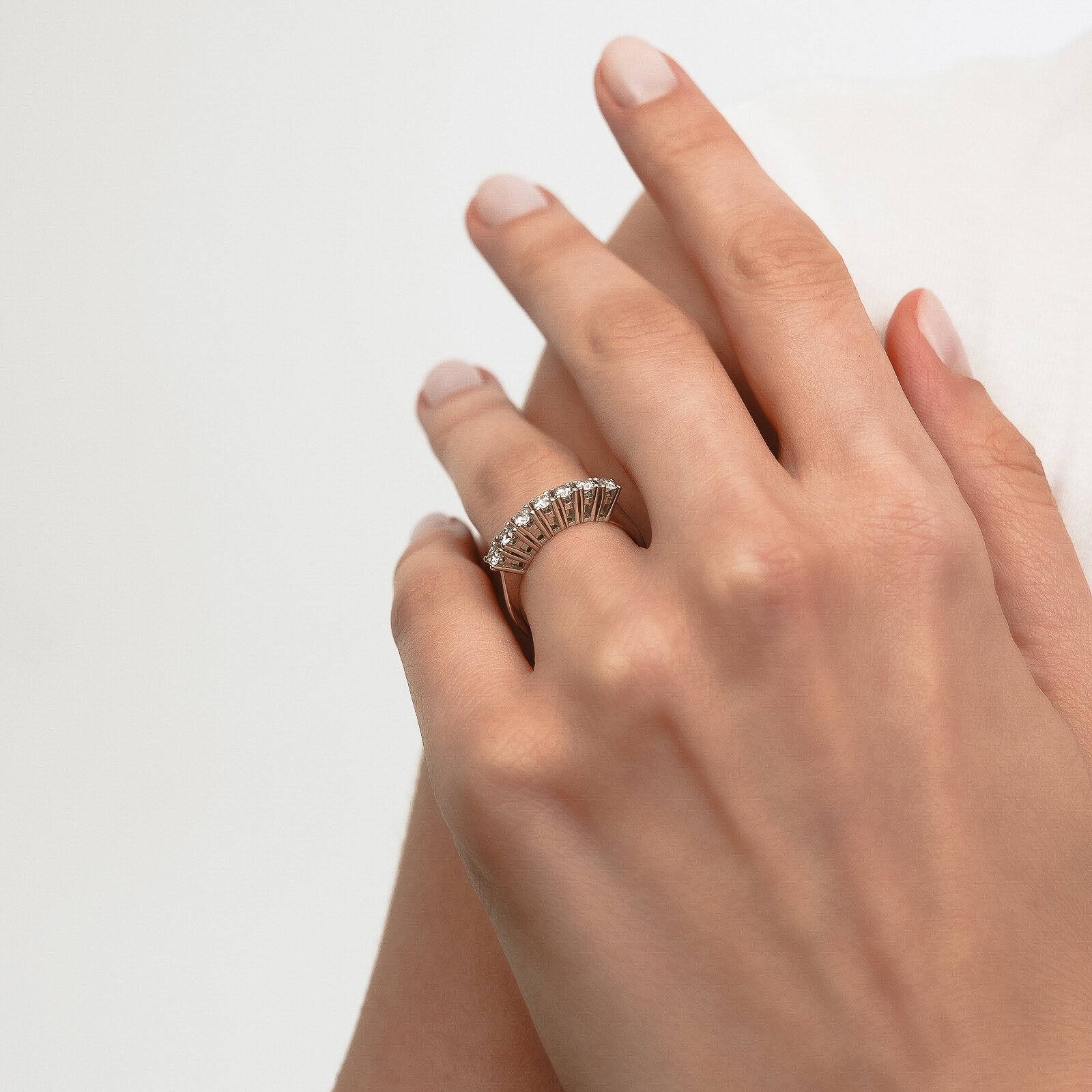 0,55 Karat Laboratuvar Pırlanta 7 Taş Alyans