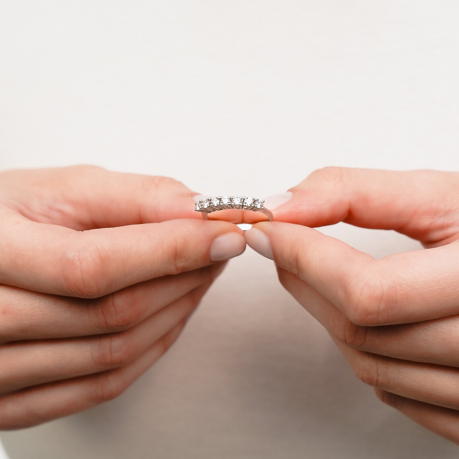 0,55 Karat Laboratuvar Pırlanta 7 Taş Alyans