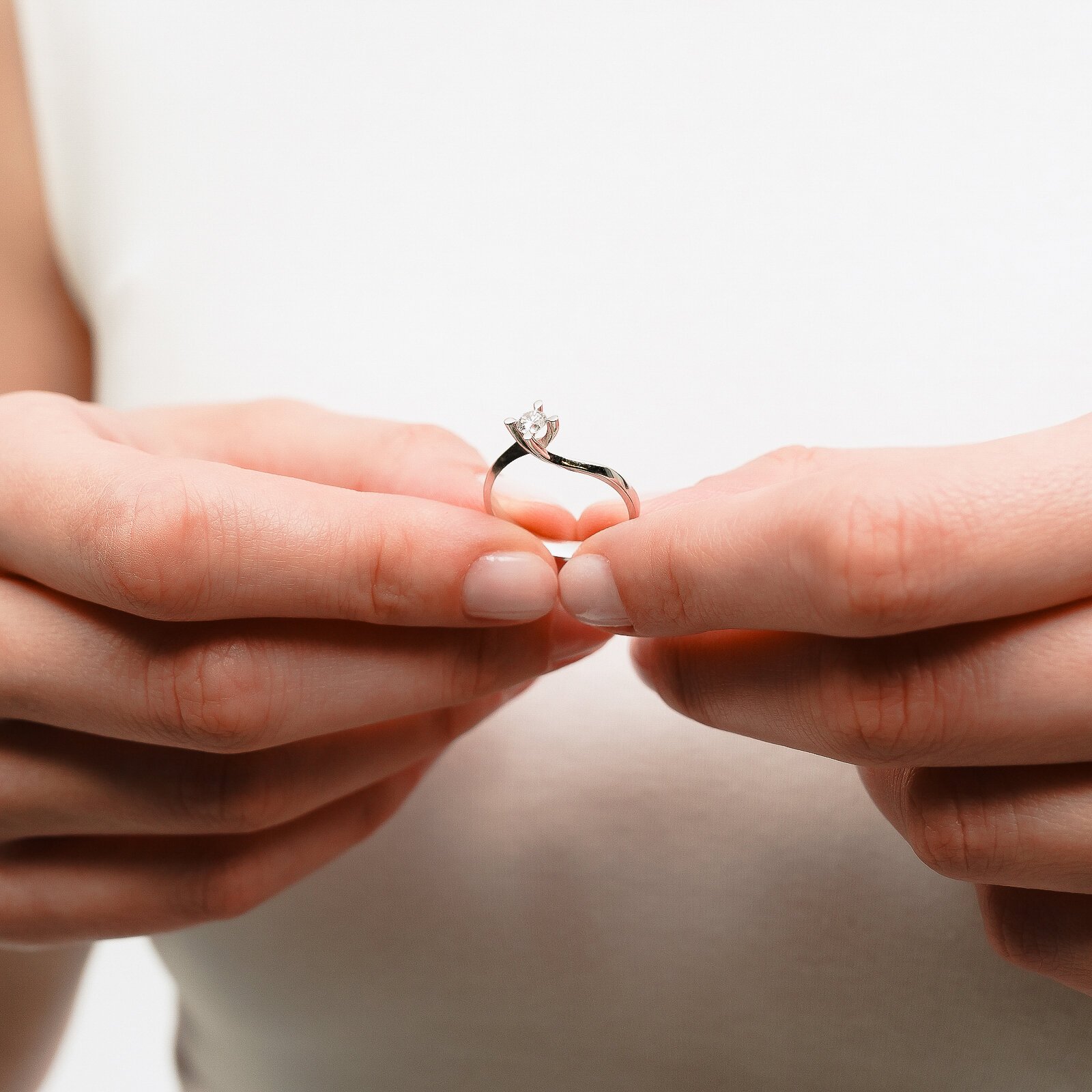 0,23 Karat Laboratuvar Pırlanta Tektaş Yüzük