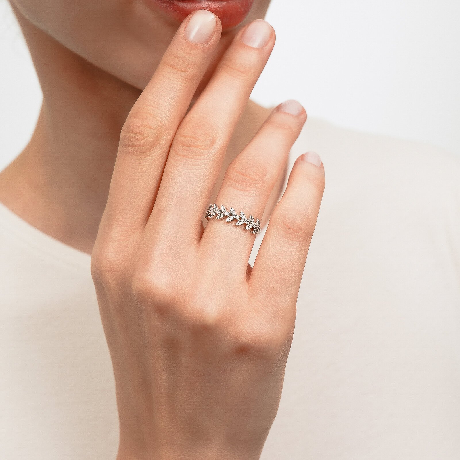 0,35 Karat Laboratuvar Pırlanta Yaprak Taşlı Yüzük