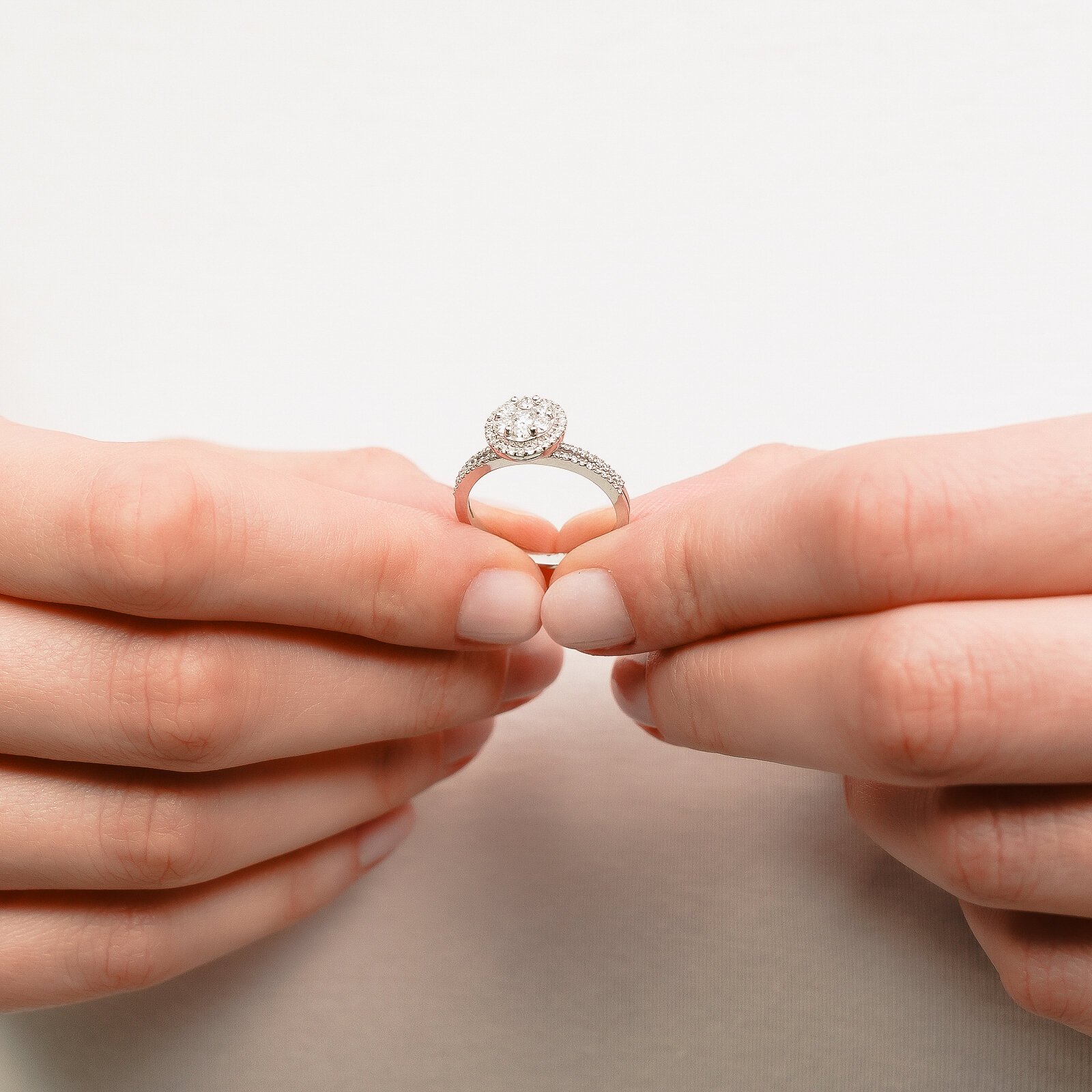 0,71 Karat Laboratuvar Pırlanta Tektaş Yüzük