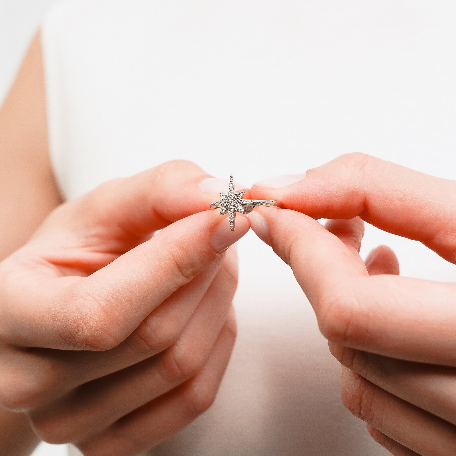 0,24 Karat Laboratuvar Pırlanta Kuzey Yıldızı Yüzük