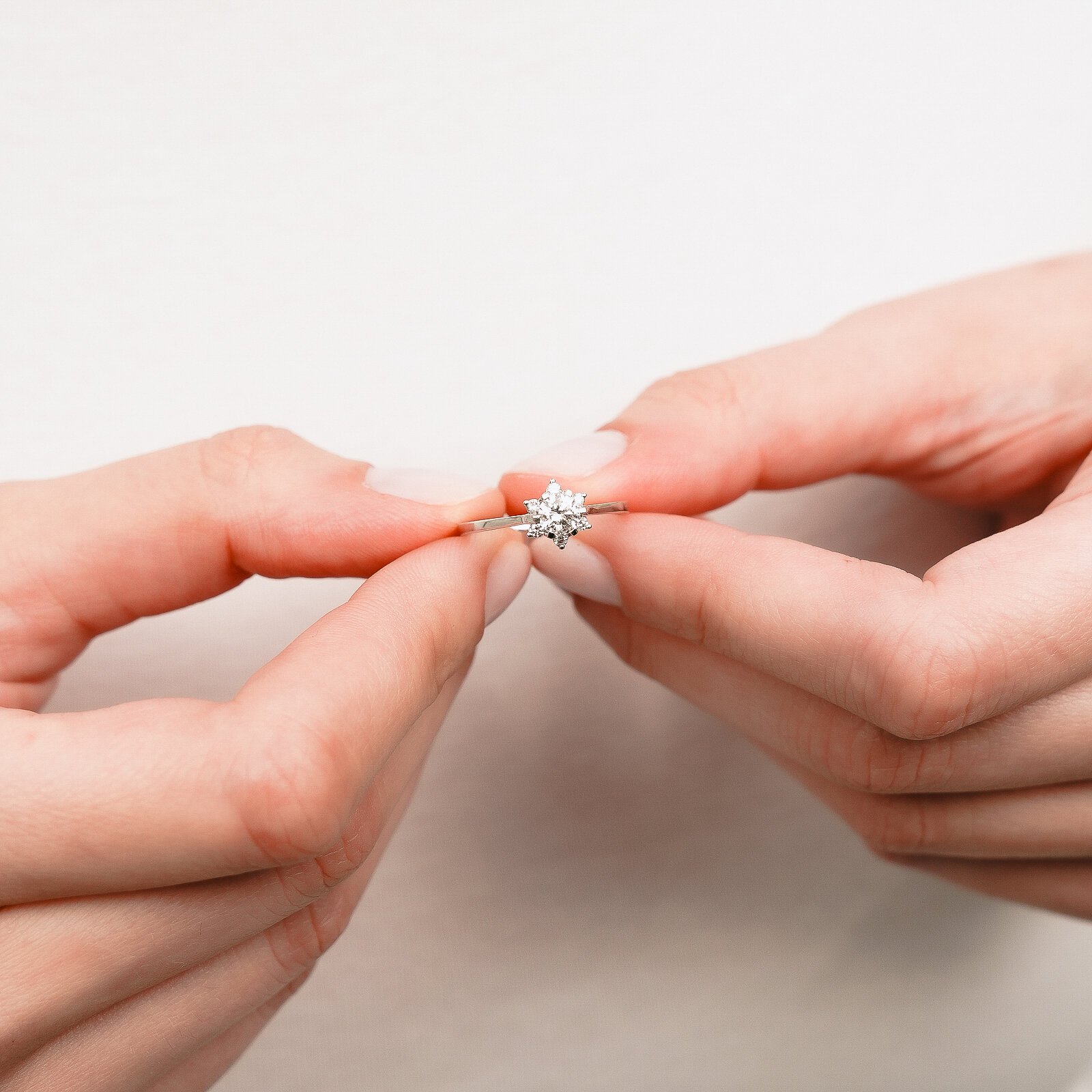 0,50 Karat Laboratuvar Pırlanta Tektaş Gül Yüzük