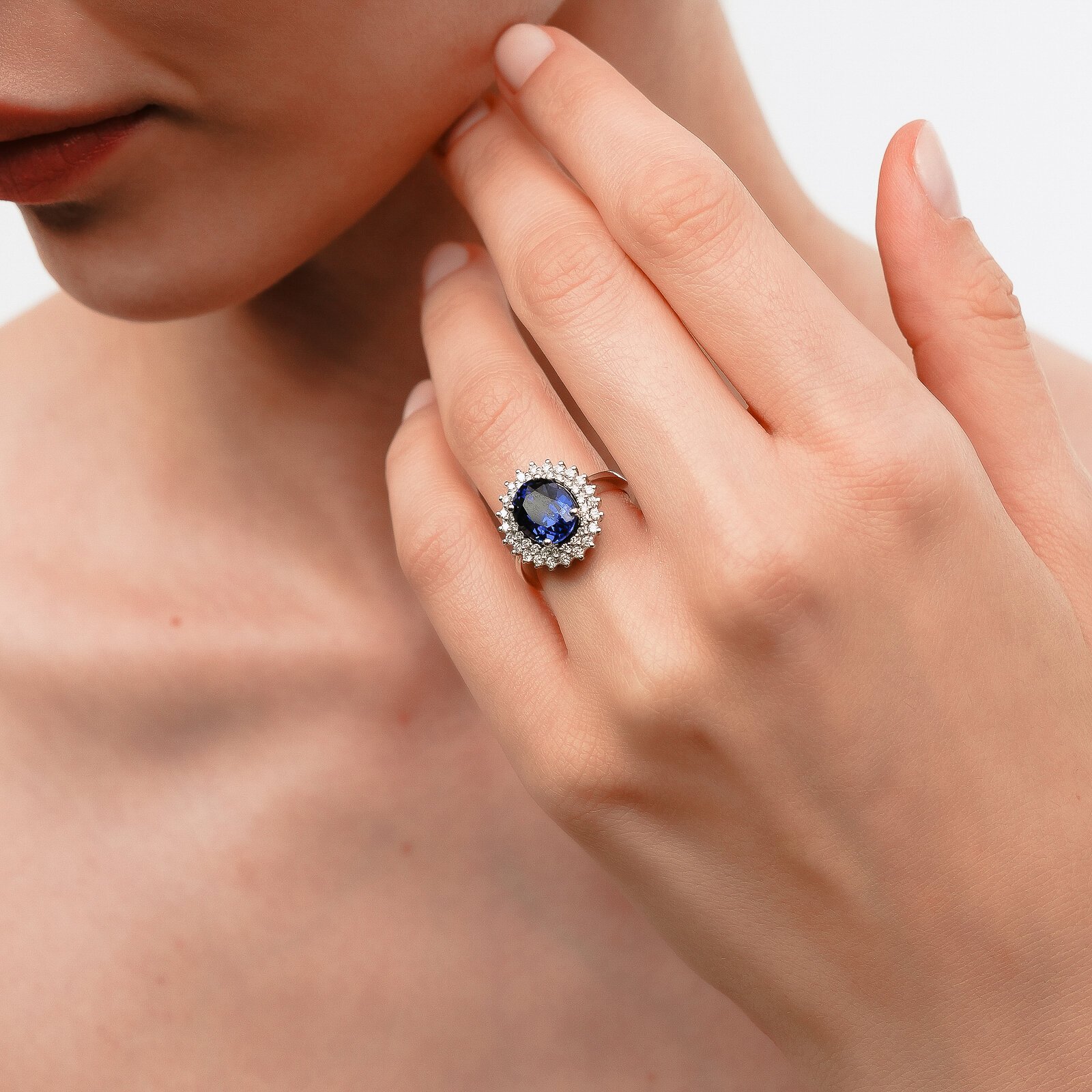 5,07 Karat Safir Laboratuvar Pırlanta Taşlı Anturaj Yüzük