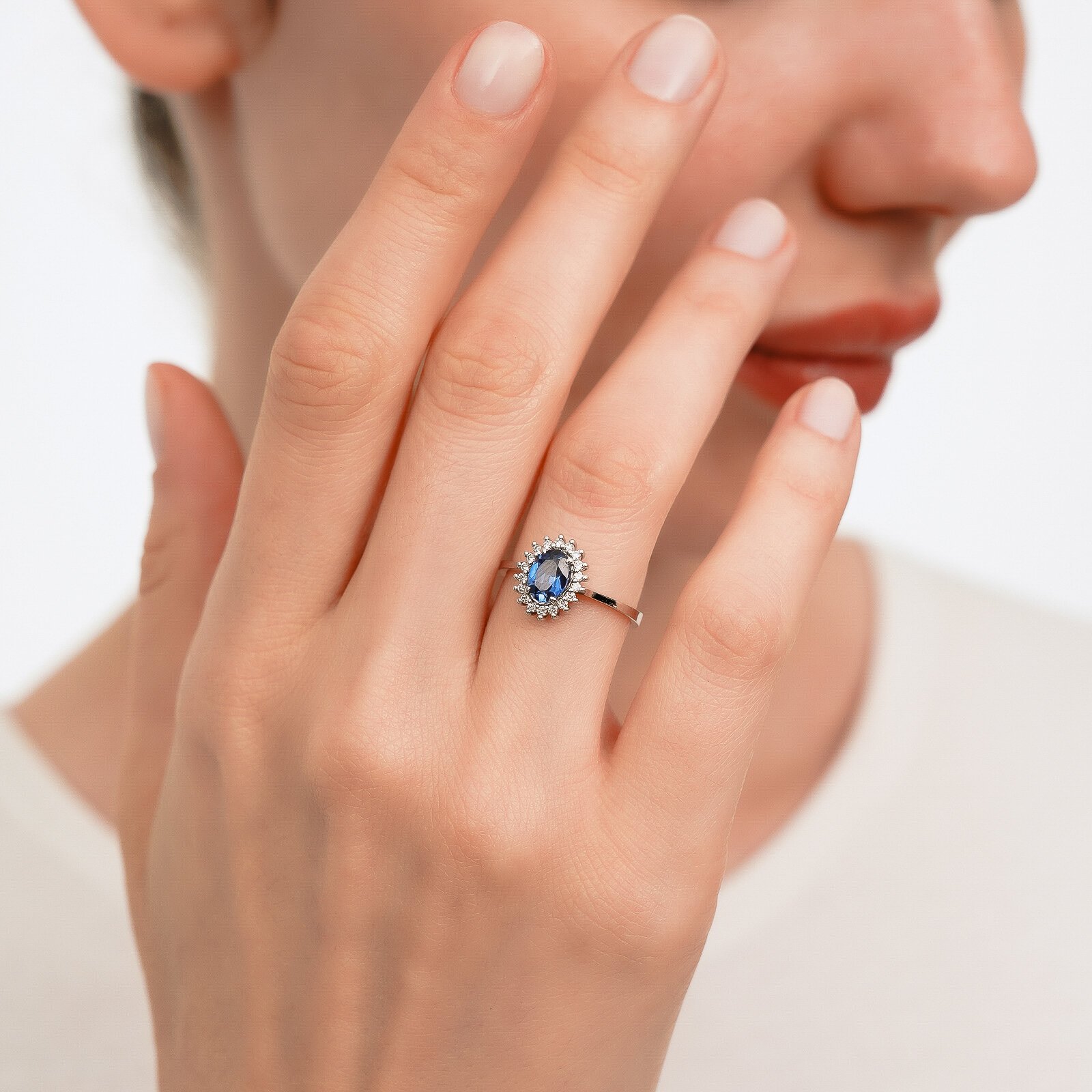 1,10 Karat Safir Laboratuvar Pırlanta Taşlı Anturaj Yüzük