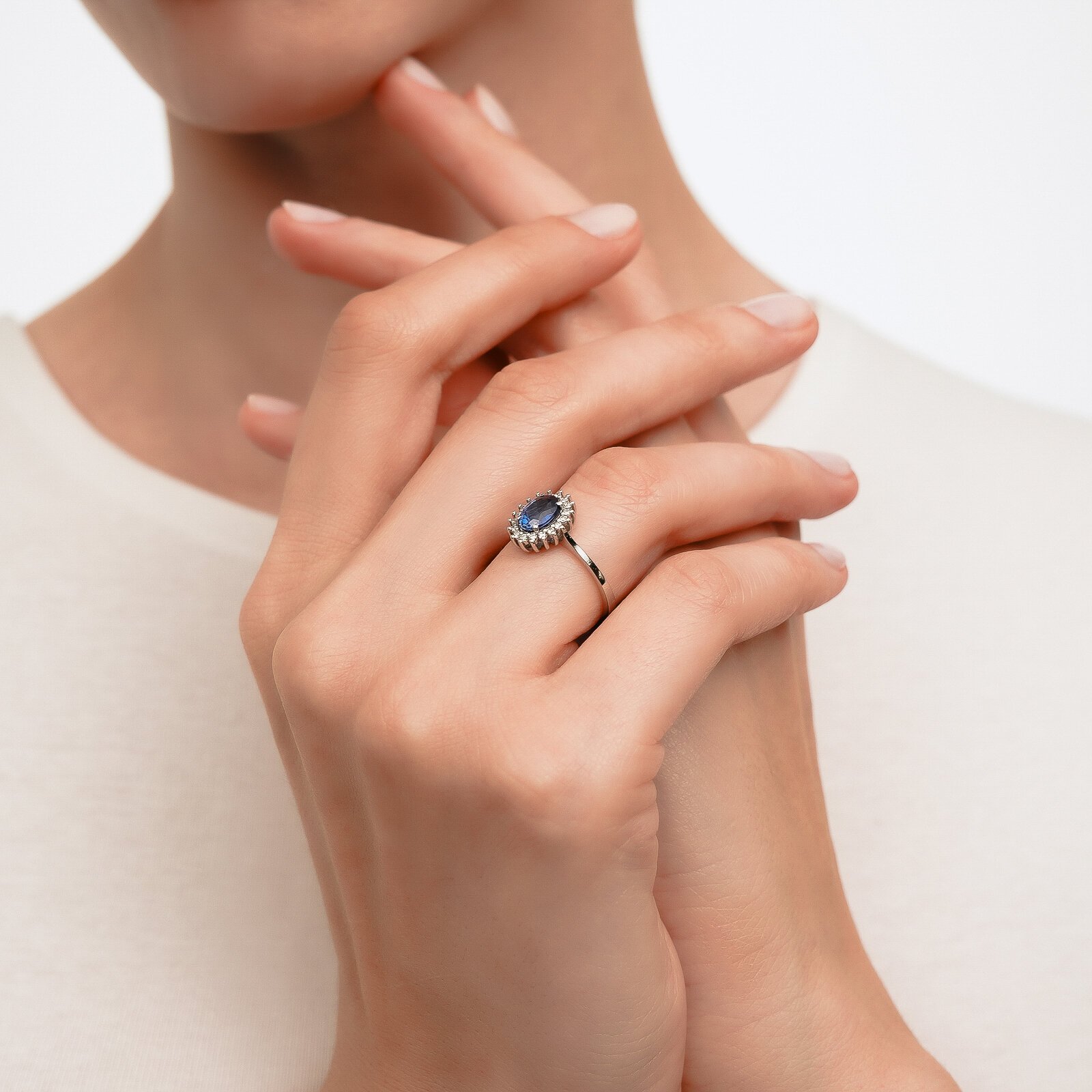 1,10 Karat Safir Laboratuvar Pırlanta Taşlı Anturaj Yüzük